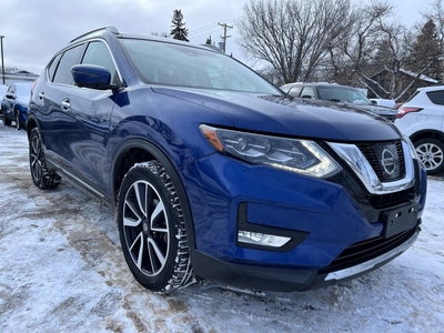 Used 2017 Nissan Rogue SL Platinum for Sale in Saskatoon, Saskatchewan