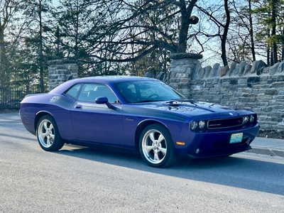 Used 2010 Dodge Challenger 2dr Manual Coupe R/T Classic for Sale in Perth, Ontario