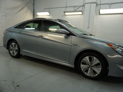 Used 2015 Hyundai Sonata Hybrid LIMITED CERTIFIED *HYUNDAI SERVICED* CAMERA PANO ROOF BLUETOOTH HEATED SEAT for Sale in Milton, Ontario
