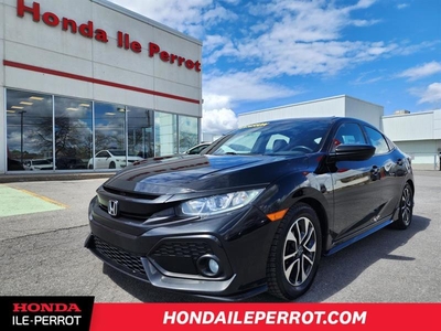 Used Honda Civic 2017 for sale in Pincourt, Quebec