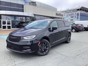 New 2024 Chrysler Pacifica Touring-L for Sale in Halifax, Nova Scotia