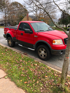 2006 Ford Truck - Red. (FX4 off Road)