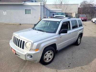 Used 2010 Jeep Patriot north, Automatic, 4 door, 3 Years Warranty availab for Sale in Toronto, Ontario