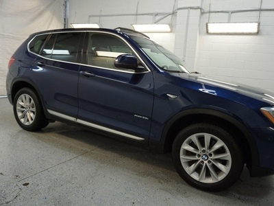 Used 2016 BMW X3 XDRIVE35I *ACCIDENT FREE* CERTIFIED CAMERA NAV BLUETOOTH LEATHER HEATED SEATS PANO ROOF CRUISE ALLOYS for Sale in Milton, Ontario