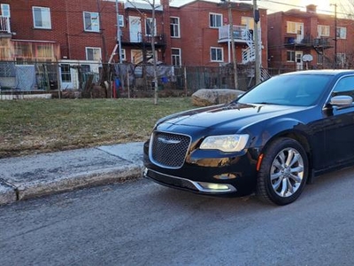 Used Chrysler 300 2017 for sale in Montreal, Quebec