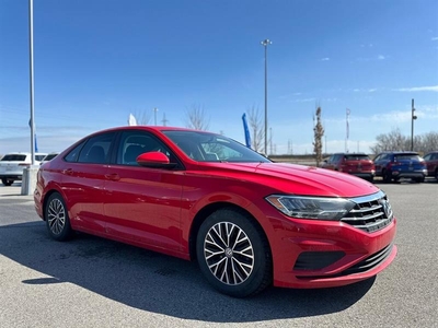 Used Volkswagen Jetta 2019 for sale in Saint-Eustache, Quebec