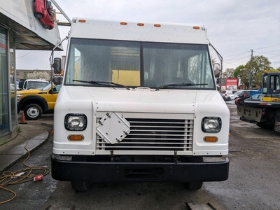 Used 2009 Ford E460 16 ft step van for Sale in North York, Ontario
