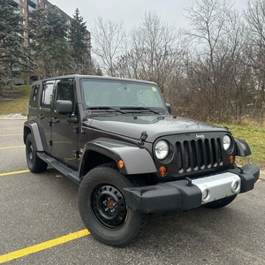 Used 2013 Jeep Wrangler UNLIMITED 4WD 4DR SAHARA for Sale in Waterloo, Ontario