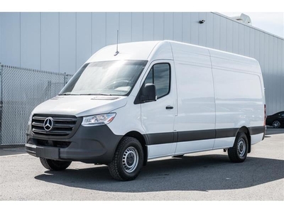 Used Mercedes-Benz Sprinter 2022 for sale in Montreal, Quebec