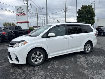 Used Toyota Sienna 2020 for sale in Saint-Hubert, Quebec