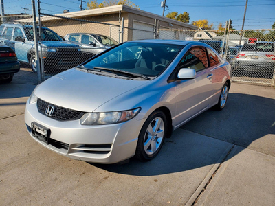 2009 Honda Civic Coupe *** VERY CLEAN IN & OUT *** SUNROOF *** M