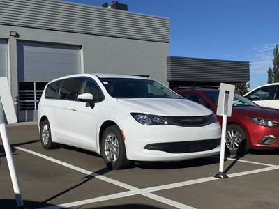 2021 Chrysler Pacifica Touring-L - Remote Start, Third Row Seat,