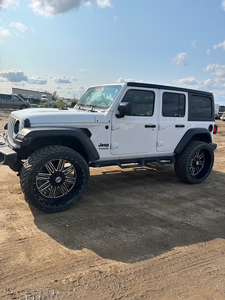 jeep wrangler unlimited sport 3,6 call or text 7808637313