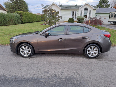 Mazda 3 2015 158000kl
