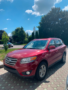 2012 Hyunday Sante Fe rouge/red