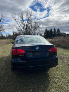 2013 Volkswagen Jetta-Selling as is or for parts