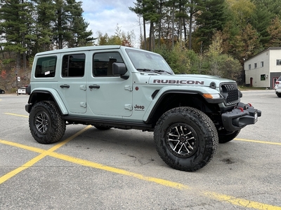 2024 Jeep Wrangler Rubicon X 4X4...V6*SKY ONE-TOUCH TOP*PWR SEATS!