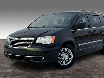 2015 Chrysler Town And Countr TOWN AND COUNTR