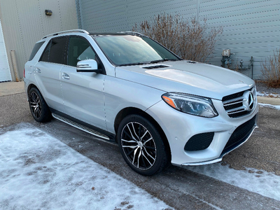 2018 Mercedes Benz GLE 400, Low Kms.