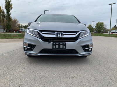 2019 Honda Odyssey, fully loaded only 59,000 km
