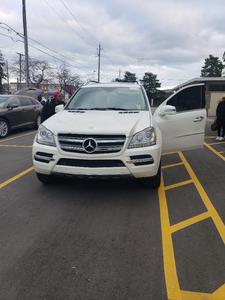 Well Maintained 2011 Mercedes Benz, bluetec, only 160k kms