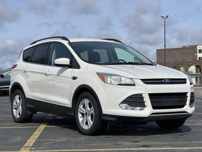 Used 2014 Ford Escape SYNC VOICE-ACT. SYSTEM REVERSE CAMERA SYSTEM POWER 10-WAY DRIVER SEAT for Sale in Waterloo, Ontario