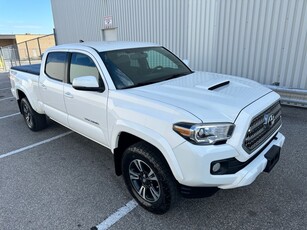 Used 2016 Toyota Tacoma DOUBLE CAB SR5 TRD SPORT for Sale in Mississauga, Ontario