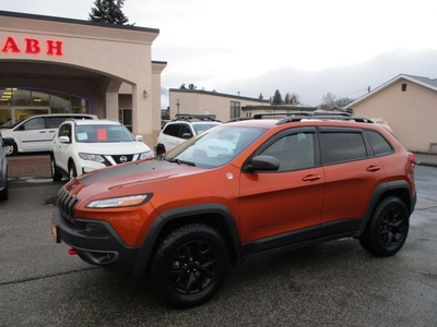 Used 2015 Jeep Cherokee Trailhawk 4WD for Sale in Grand Forks, British Columbia