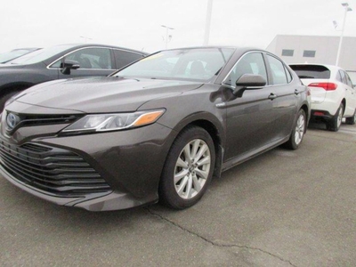 Used 2018 Toyota Camry HYBRID LE for Sale in Dieppe, New Brunswick