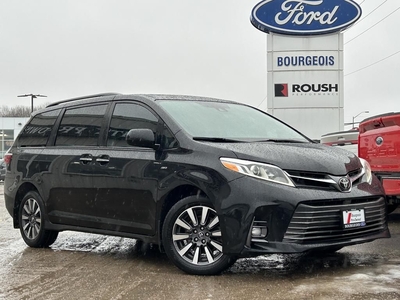Used 2018 Toyota Sienna XLE AWD 7-Passenger *SUNROOF, LEATHER SEATS, 7-SEATS* for Sale in Midland, Ontario