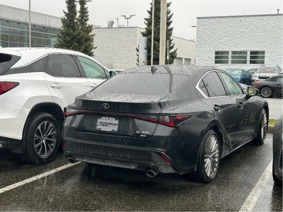Used 2022 Lexus IS 300 AWD / LUXURY PKG, NO ACCIDENTS, ONE OWNER for Sale in North Vancouver, British Columbia