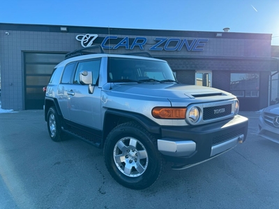 Used 2007 Toyota FJ Cruiser 4WD 4DR AUTO 1 Owner No Accidents for Sale in Calgary, Alberta