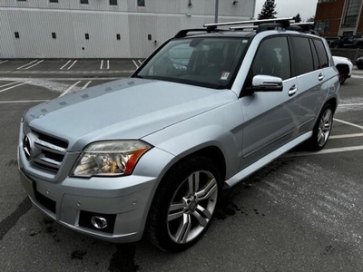 Used 2010 Mercedes-Benz GLK-Class ** 4MATIC 4dr GLK350 ** AS IS SPECIAL ** for Sale in Toronto, Ontario