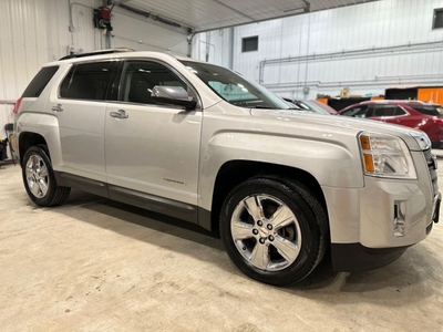 Used 2014 GMC Terrain SLT V6 LOADED AWD *SAFETIED* *CLEAN TITLE* for Sale in Winnipeg, Manitoba