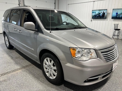 Used 2015 Chrysler Town & Country Touring #power sliding doors #power tailgate for Sale in Brandon, Manitoba