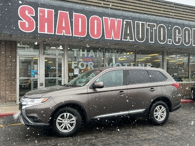 Used 2019 Mitsubishi Outlander ESAWCAPPL/ANDROIDHEATED SEATSBACKUPCAM for Sale in Welland, Ontario