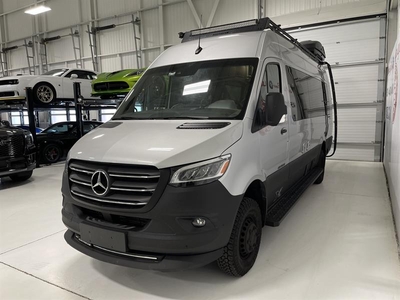 Used Mercedes-Benz Sprinter Cargo Van 2021 for sale in Boisbriand, Quebec