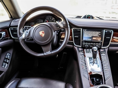 2013 Porsche Panamera