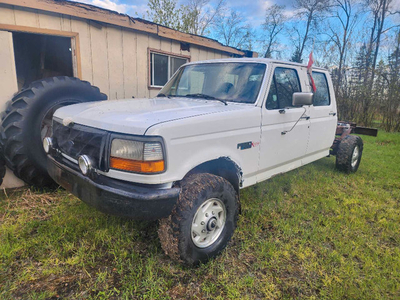 Ford F350 1996 4x4; 5.8ci. Crew Cab and chassis $4975 Wpg