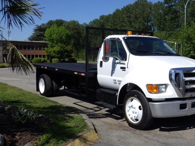 Used 2006 Ford F-650 16 Foot Flat Deck 2WD Diesel With Air Brakes for Sale in Burnaby, British Columbia