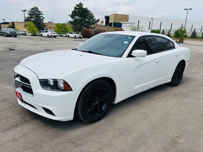 Used 2013 Dodge Charger SE 4dr Rear-wheel Drive Sedan Automatic for Sale in Mississauga, Ontario