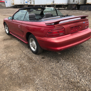1994 ford mustang convertible