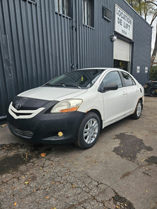 2007 Automatic Yaris in Great Shape - Ready for Winter!