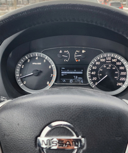 2014 Nissan sentra SR 118K mileage. Price to sell fast