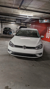 2019 Volkswagen Golf Comfortline Manual + Extended Warranty + Winter Tires!