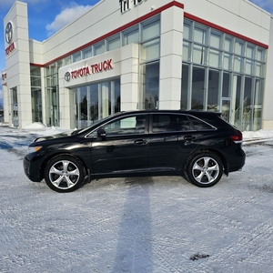 Used 2016 Toyota Venza Redwood Edition V6 AWD for Sale in North Temiskaming Shores, Ontario
