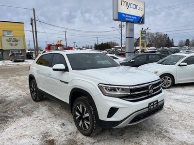 Used 2020 Volkswagen Atlas Cross Sport 2.0 TSI Comfortline $1000 FINANCE CREDIT!! INQUIRE IN STORE!! PURE WHITE!! PANOROOF. LEATHER. 17