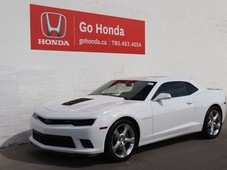 2015 CHEVROLET CAMARO SS 1SS LOW KMS NO ACCIDENTS!