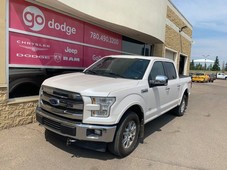 2017 FORD F-150 Lariat / Pano Sunroof / Nav / Power running boards / Heated + CooledSeats