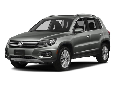 Used 2017 Volkswagen Tiguan COMFORTLINE for Sale in Pembroke, Ontario